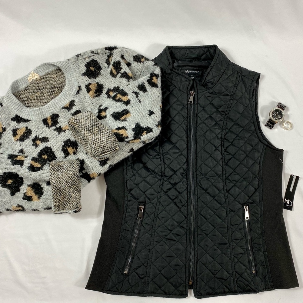 New Directions Black Quilted Zip Up Vest